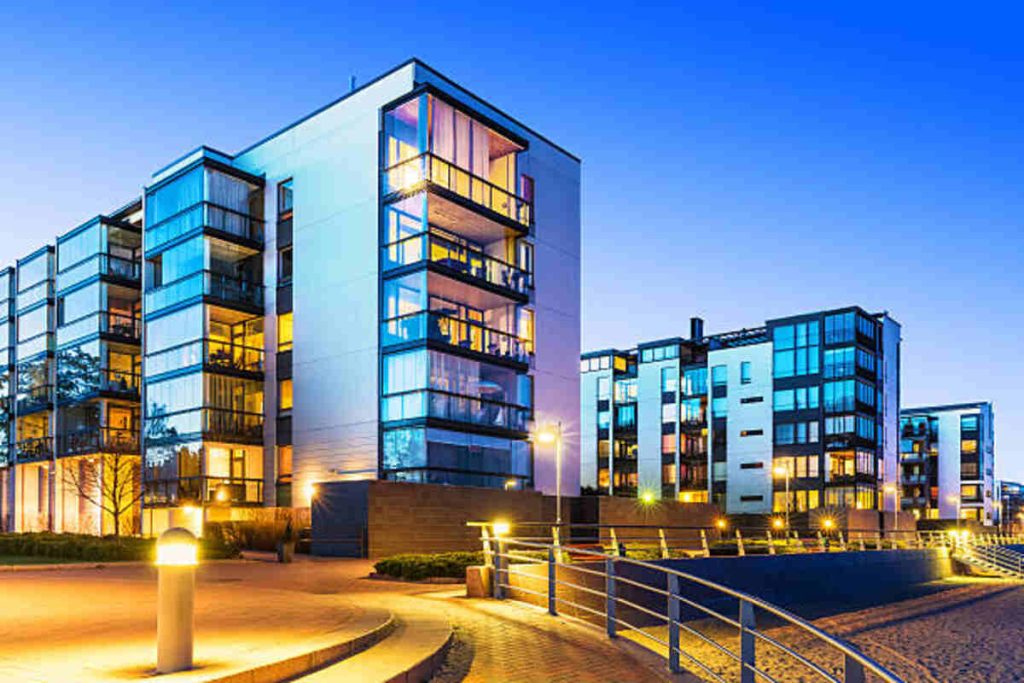 outdoor facade lighting
