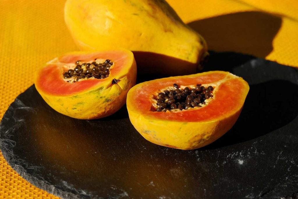 Cut a Papaya