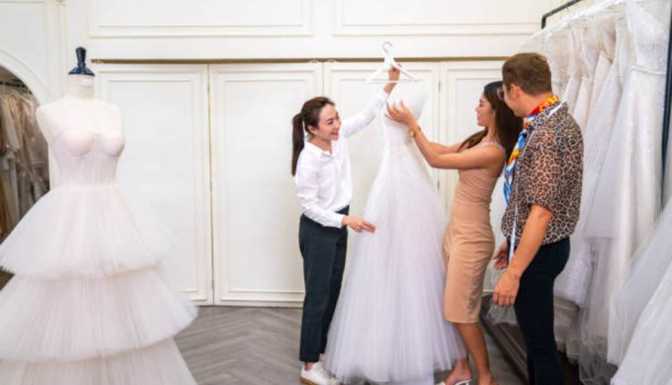 Choosing an Engagement Dress For Men and Women