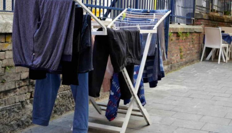 Dry Wet Dress With a Drying Rack