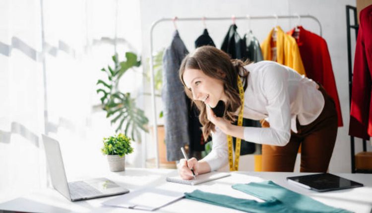 مانتو اداری