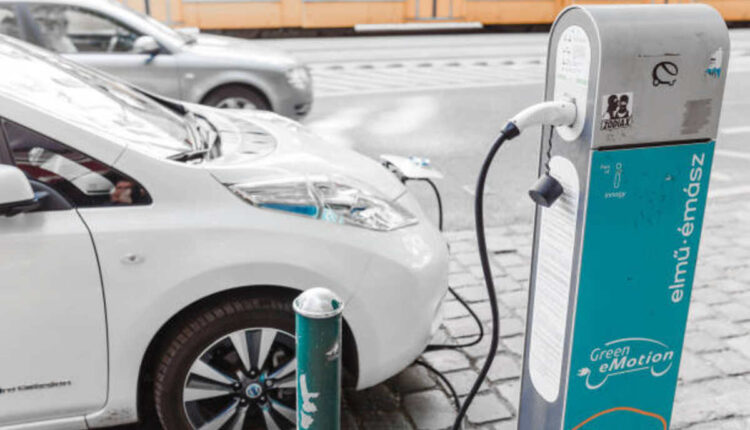 Exploring the Features of EV01 Electric Vehicle