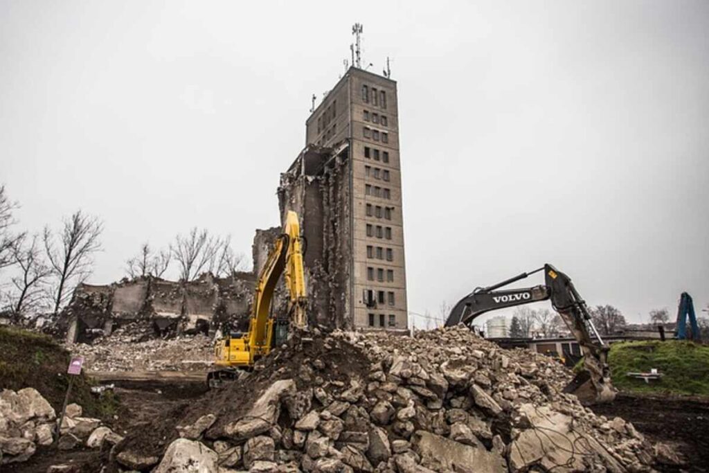 The way to select Demolition Contractors Nearby